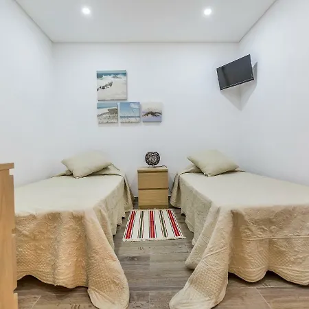 Casa Laranjinha Nº2 البوفيرا